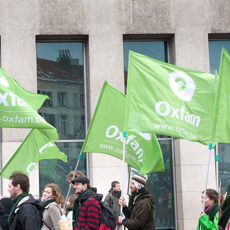 OXFAM vlaggen