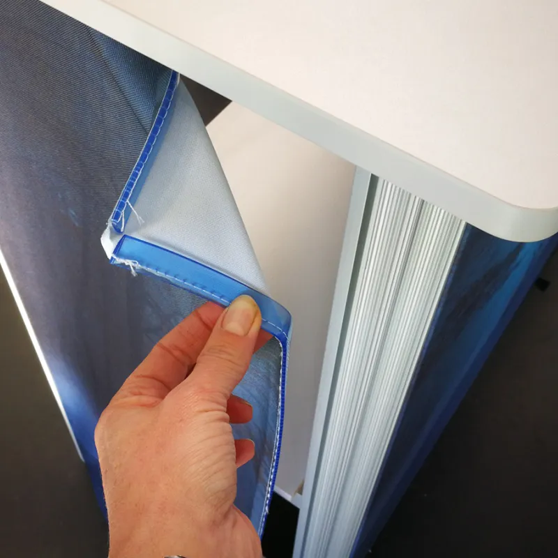 Promodesk met textielprint en legplank