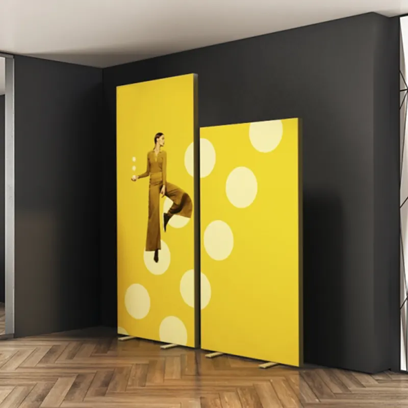 Texframe Quick, draagbare display met textielprint.