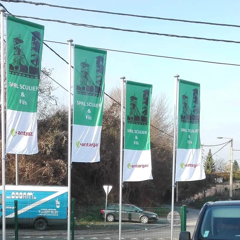 Mâts pour drapeaux