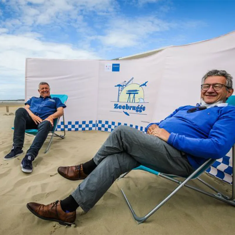 Bedrukte strandschermen strandzeil