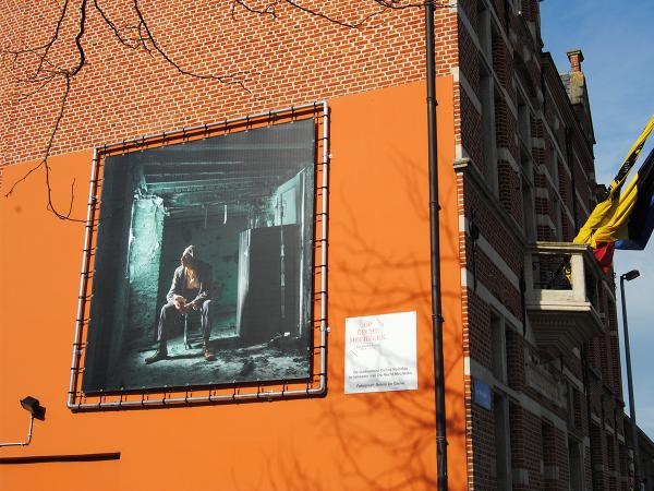 Spandoek in kader, standaard buizenframe