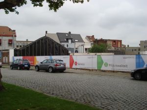 Bache perforée, kakémono pour barrière Heras, promotion event ou chantier