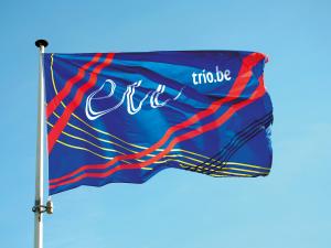 bedrukte en gepersonaliseerde vlaggen kopen, wimpels met logo en eigen opdruk