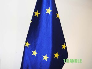 Triangle vlagspreider voorzijde