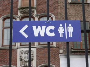 De bedrukte panelen of borden van Brandspot kunnen gebruikt worden als signalisatie, informatiebord, of gewoon om je logo tentoon te stellen