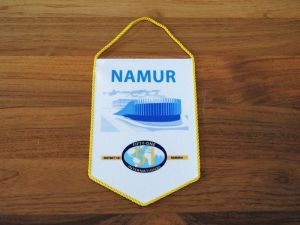 Fanions de club service Fifty-One avec logo personnalisé