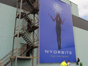 Nyobe buizenkader plaatsing