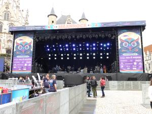 Spandoeken voor podia