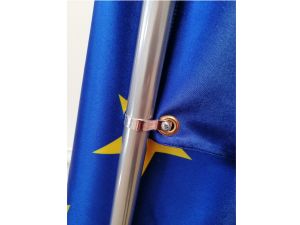 Vlag vastmaken aan een mast