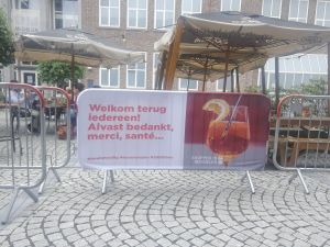 Spandoek voor nadar hek